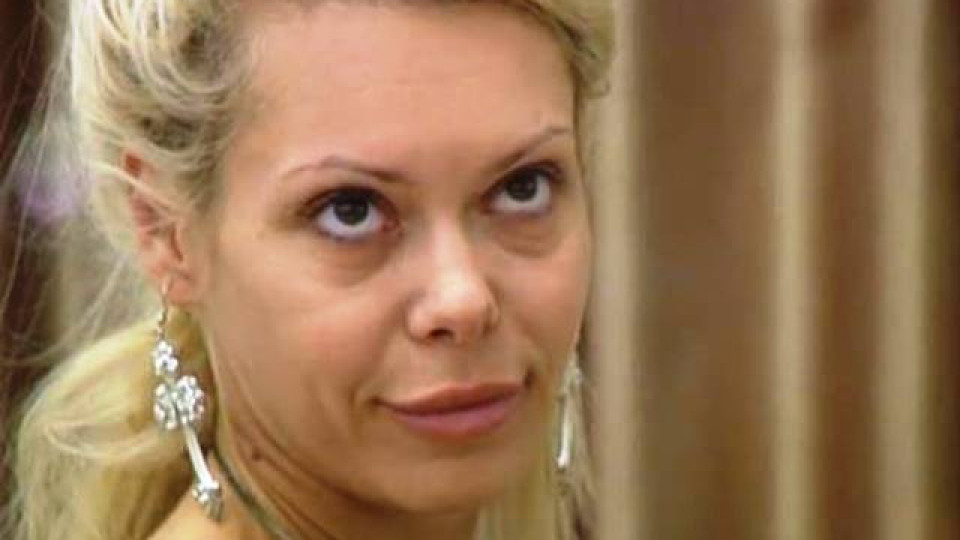 Албена Вулева живее на бързи кредити