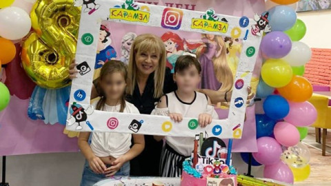 Осиновената щерка на Тони Дачева тръгва по стъпките й!