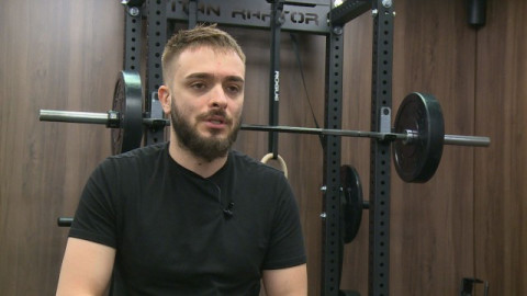 Криско се отказа да вае аполонско тяло