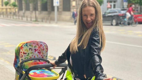 Синът на Лора Караджова ѝ одра кожата