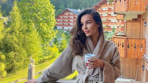Малката дъщеря на Фатик лудна по Швейцария!(Виж още)