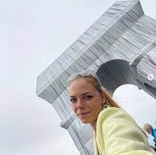 Йоанна Темелкова на 35 в Париж
