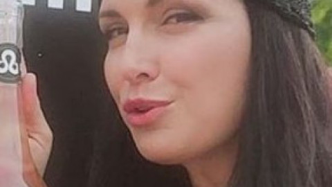 Нова изцепка: Счупиха главата на Жени Калканджиева!