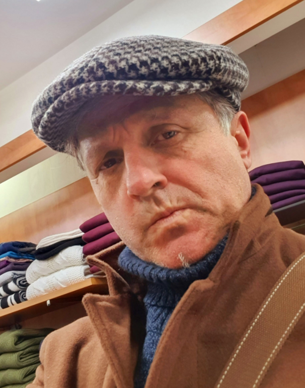 Къци Вапцаров се завръща на екран с култово шоу от миналото сн. Фейсбук