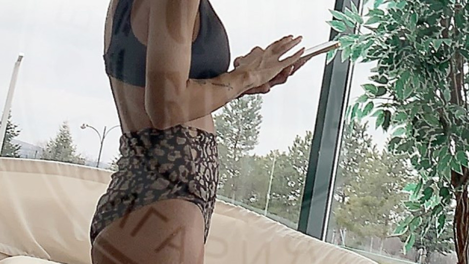 Секси тяло показа половинката на Елин Топузаков(Снимки)