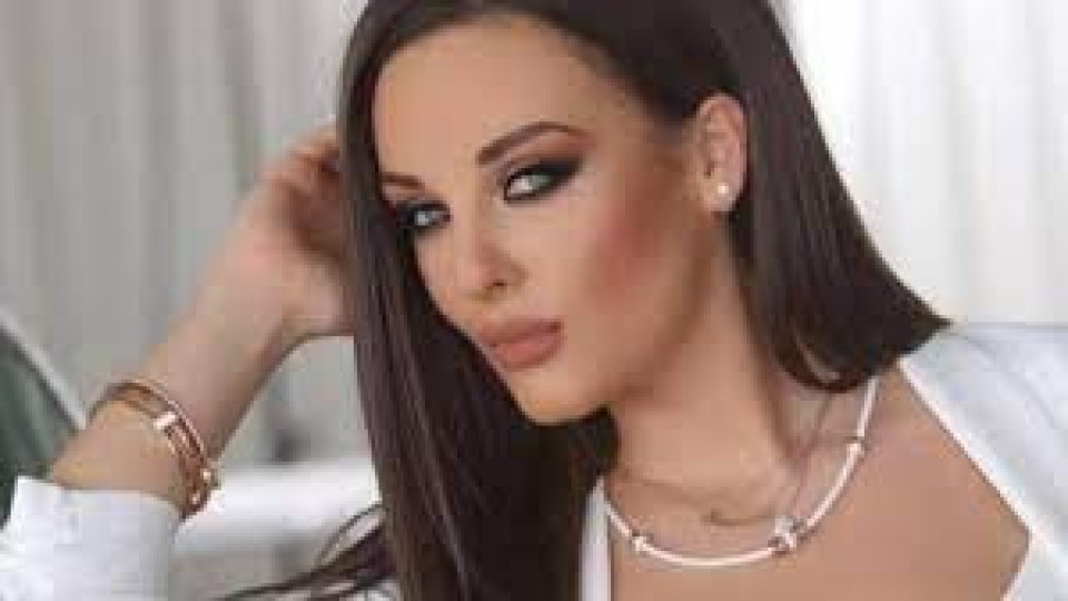 Щерката на Глория сгази лука!Феновете я вдигнаха на балон