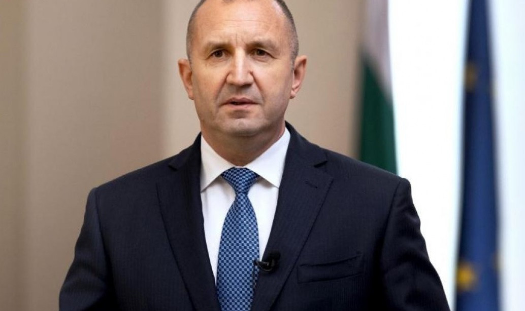 Румен Радев изготви списъка със служебните министри
