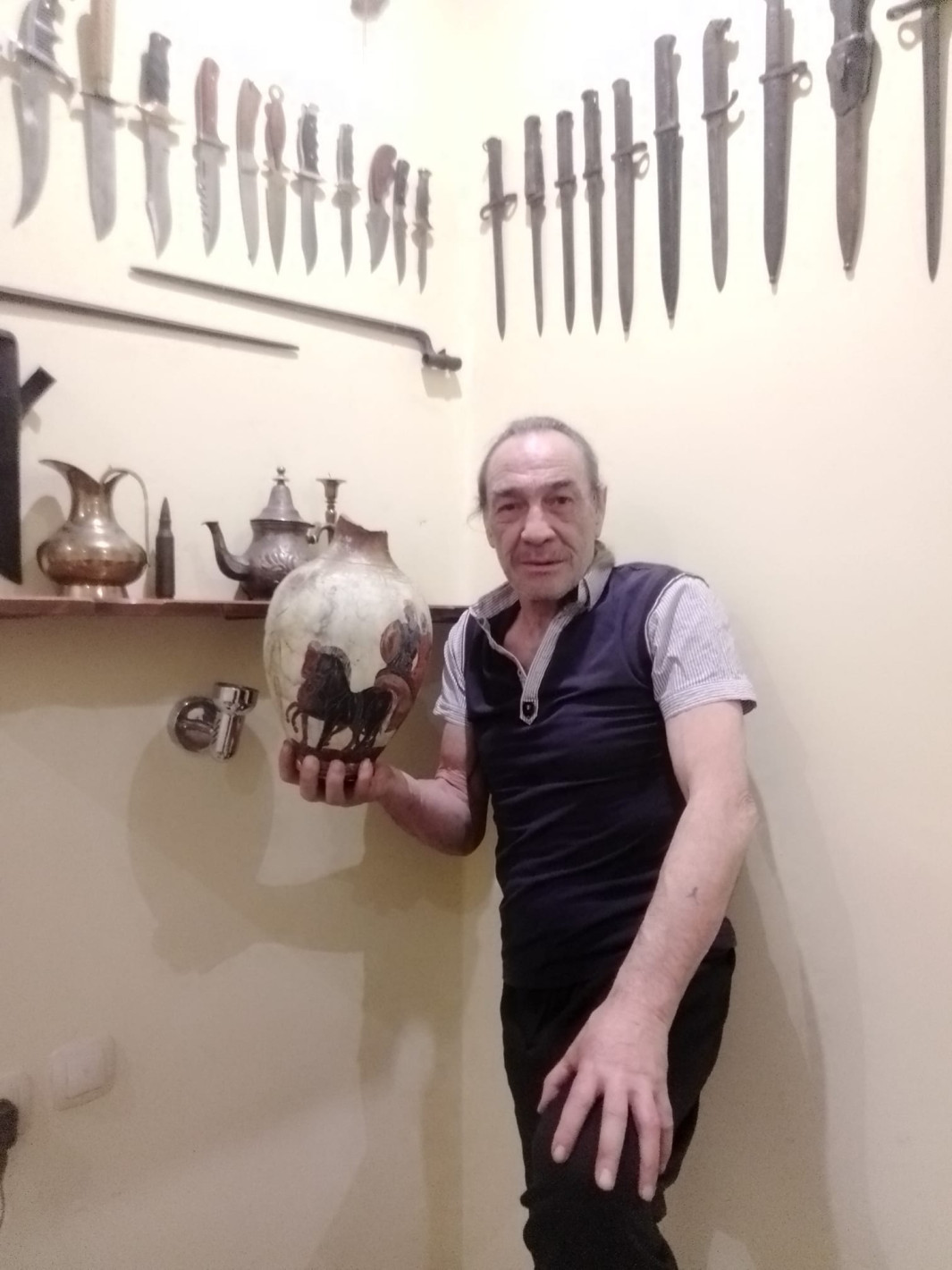 Какво се е случило в последните дни на дилъра Стария Лапач