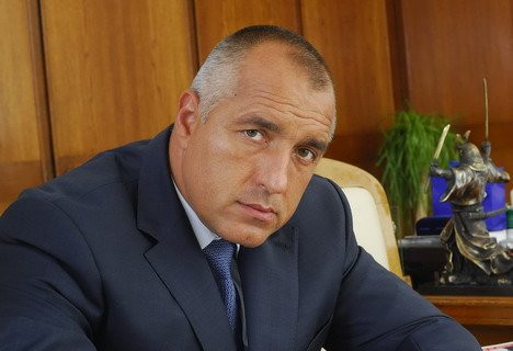Бойко ще става кръстник на детето на Любо Нейков
