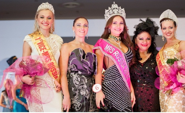 ЕКСКЛУЗИВНО! Ето коя е истинската "Мисис Русия"! (СНИМКИ) - Снимка 2