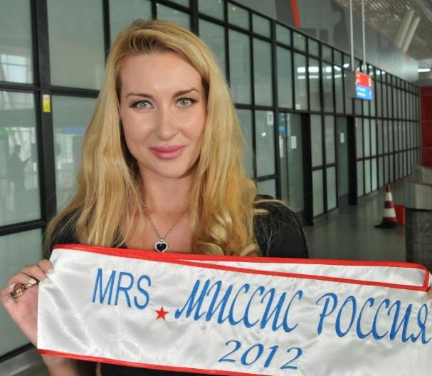 ЕКСКЛУЗИВНО! Ето коя е истинската "Мисис Русия"! (СНИМКИ) - Снимка 3
