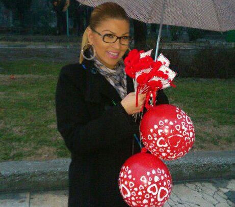 Сани раздаде много любов