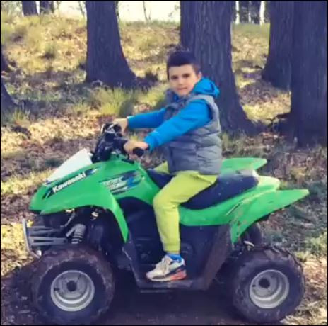 Алисия и Ники Михайлов няма да правят Валери-младши футболист 