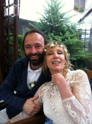 Владо Данаилов отсвири майка си за сватбата