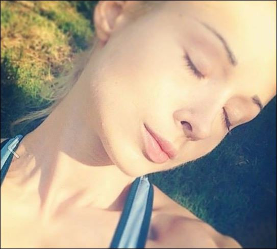 Най-известната жива кукла в света къса с имиджа на кукличка