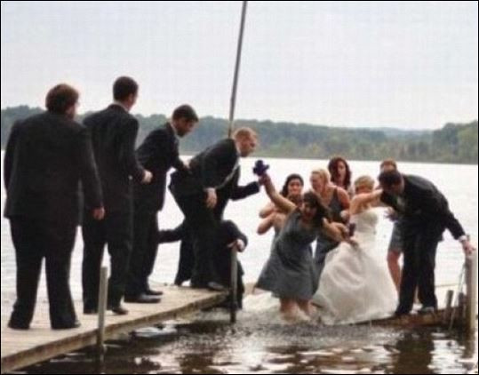 Удавете булката и спасете младоженеца