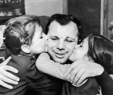 0009-010-V-1959-godu-zhenilsja-na-Valentine-Ivanovne-Gorjachevoj