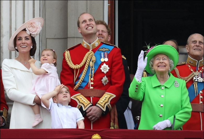 Кралица Елизабет посочи наследника си за трона