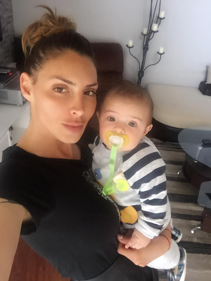 Златка Димитрова парадира с бебе Миро (Вижте защо го направи медийна звезда) - Снимка 2