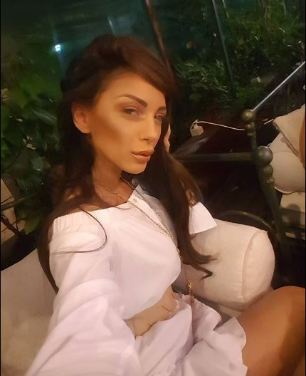 Емануела е щастлива и влюбена
