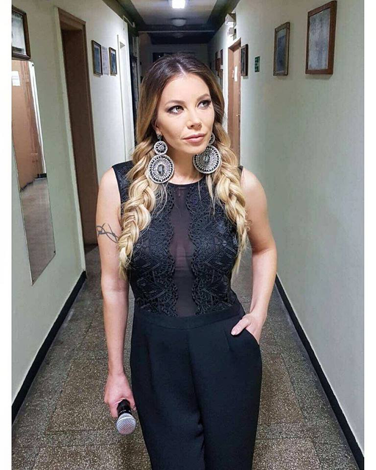 Емилия все още е доста объркана