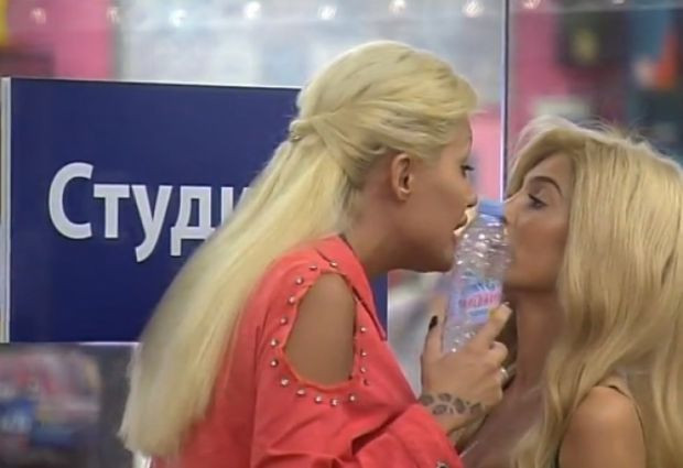 Джулиана Гани сгафи