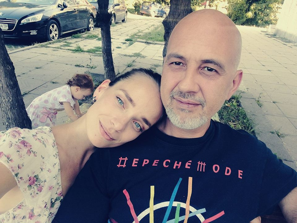 Ирена Милянкова официално стана г-жа Чолакова сн. Фейсбук