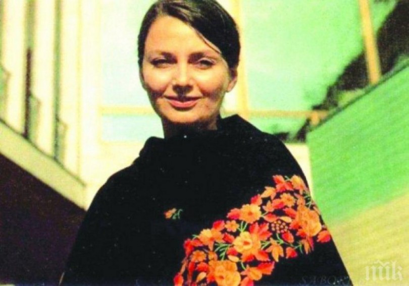 Невена Коканова