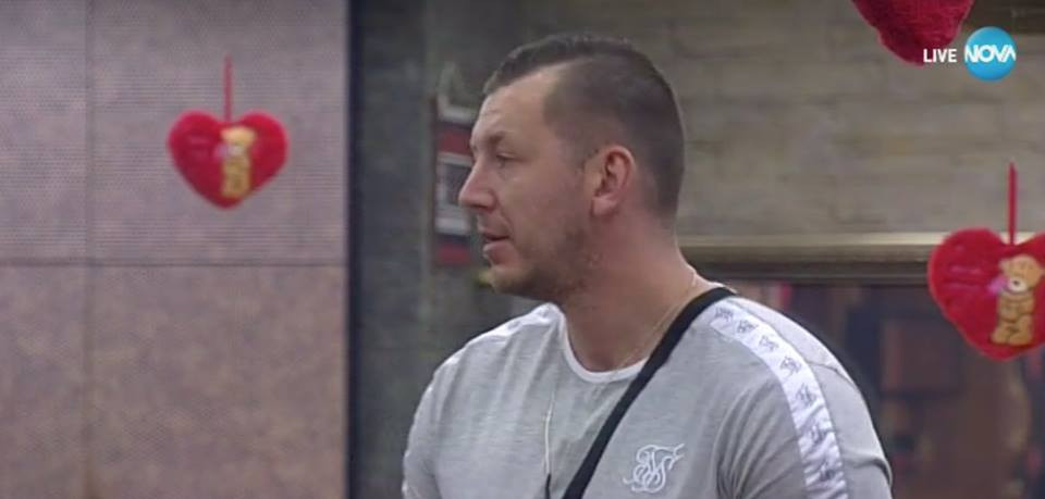 Боби Ръгбиста бесен от думите на Златка, че не го помни сн. Фейсбук