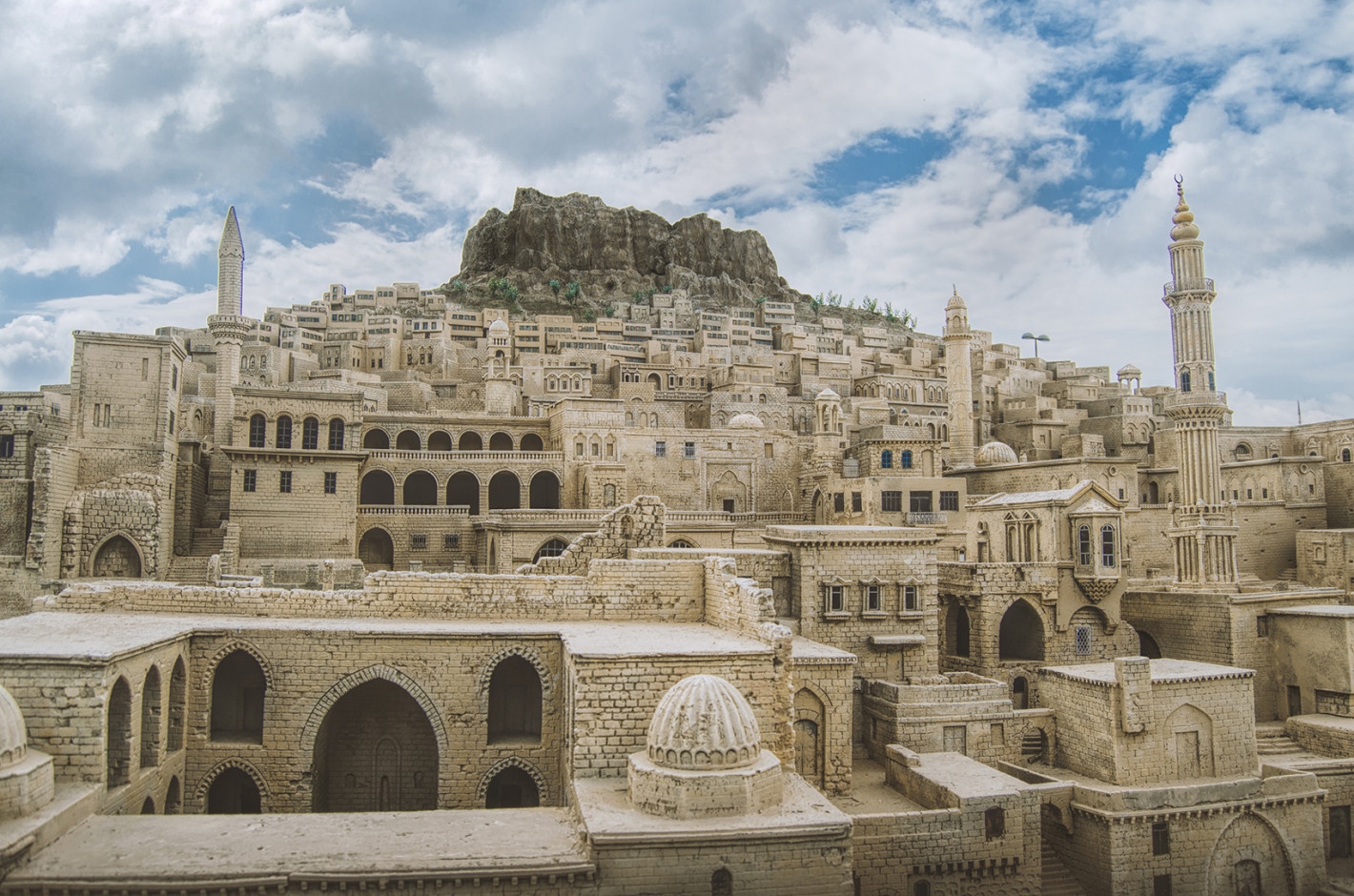 Каменният град Мидят – меката на турските сапунки - Снимка 2