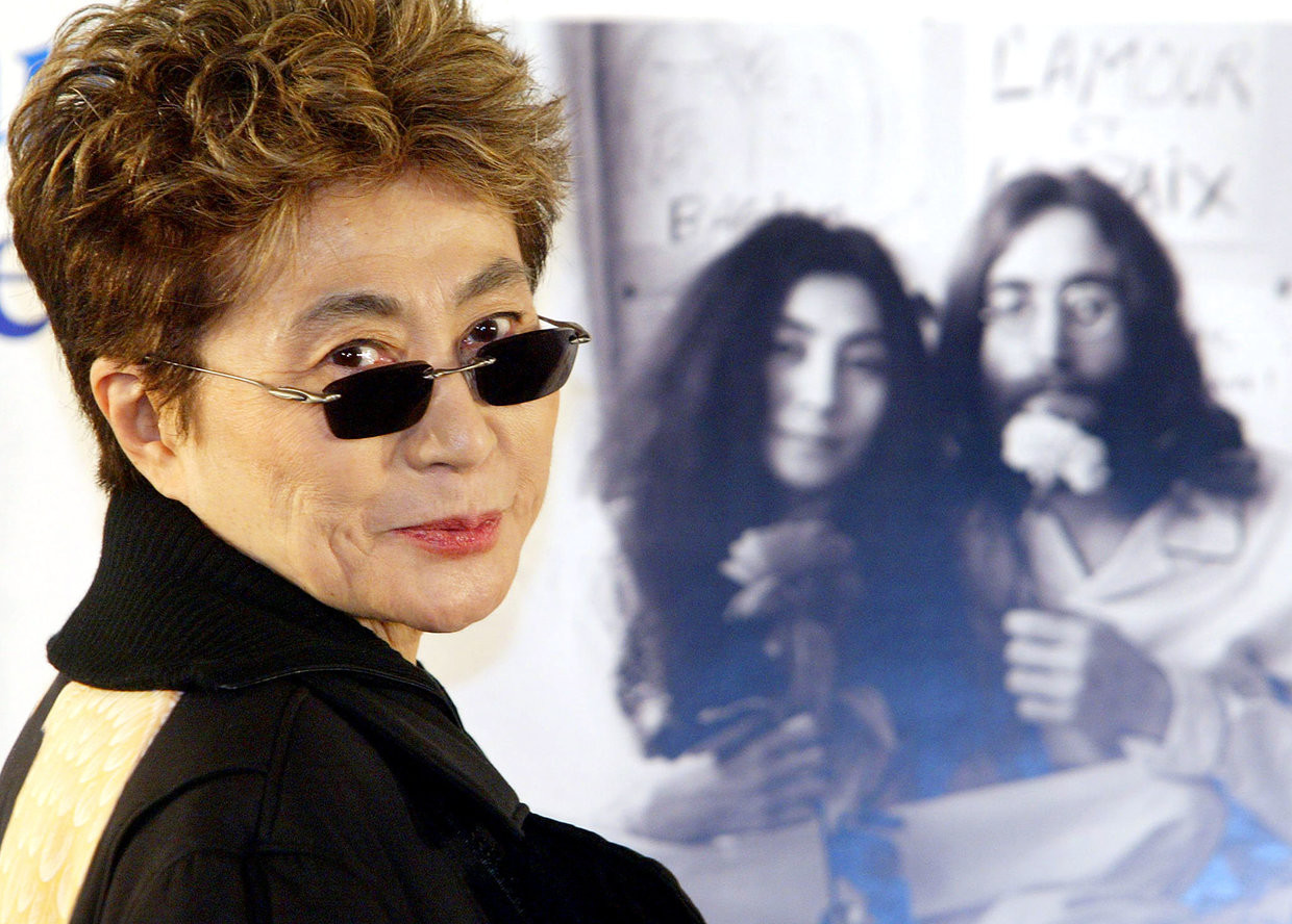 Йоко Оно стана на 90 в хоспис
