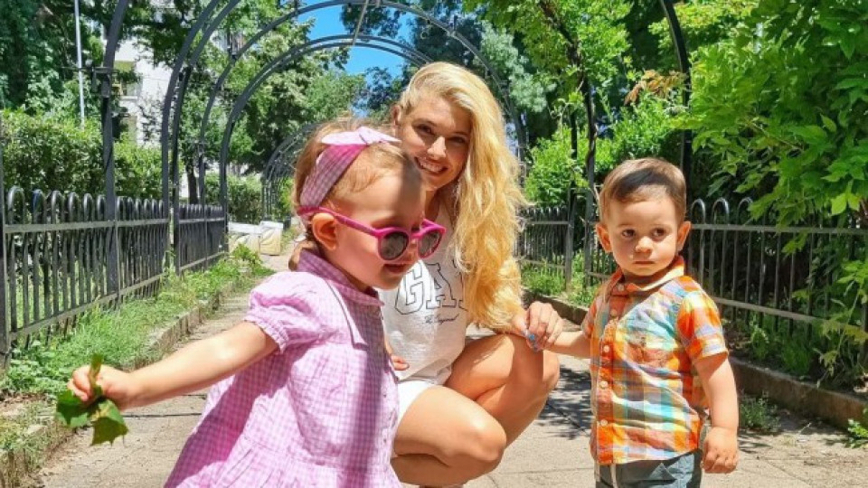Ева Веселинова притеснена за близнаците