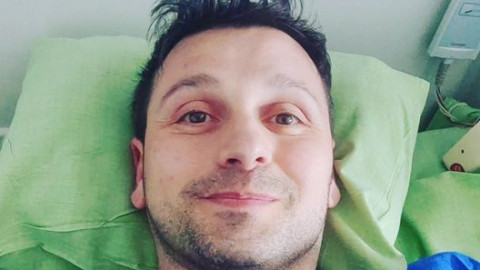 Какво е състоянието на Александър Сано?
