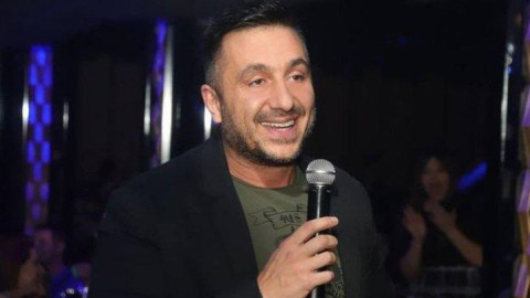 Константин отбеляза имения си ден с мощно парти в компанията на мама и тати