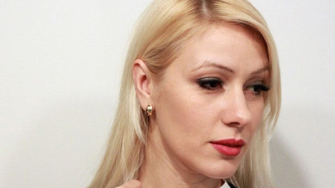 Деси Бакърджиева не е на себе си от притеснение за дъщеричката й