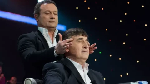 Веско Маринов подписа новия договор с „Капките“