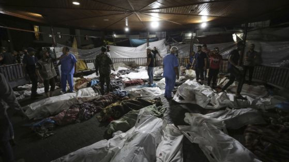 Ужас без край в Газа! Ракета погрешка се взриви в болница с бежанци