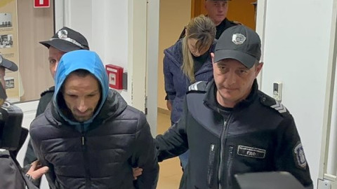 Законът на улицата: Искат саморазправа с пастрока, пребил 5-годишно дете