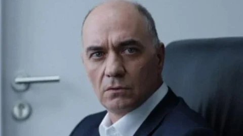 Звездата от „Съни бийч“ и „Стъклен дом“ Георги Кадурин: Закрепих се, вече нямам проблеми със здравето, но съм ограничил цигарите, алкохола и холестерола