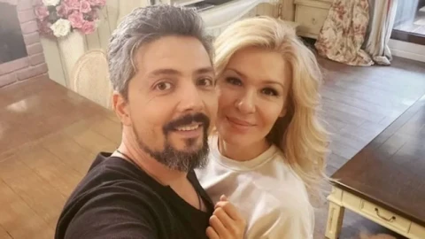 Стефан Николов: До супер популярна личност, особено жена, не може да си със слаб характер