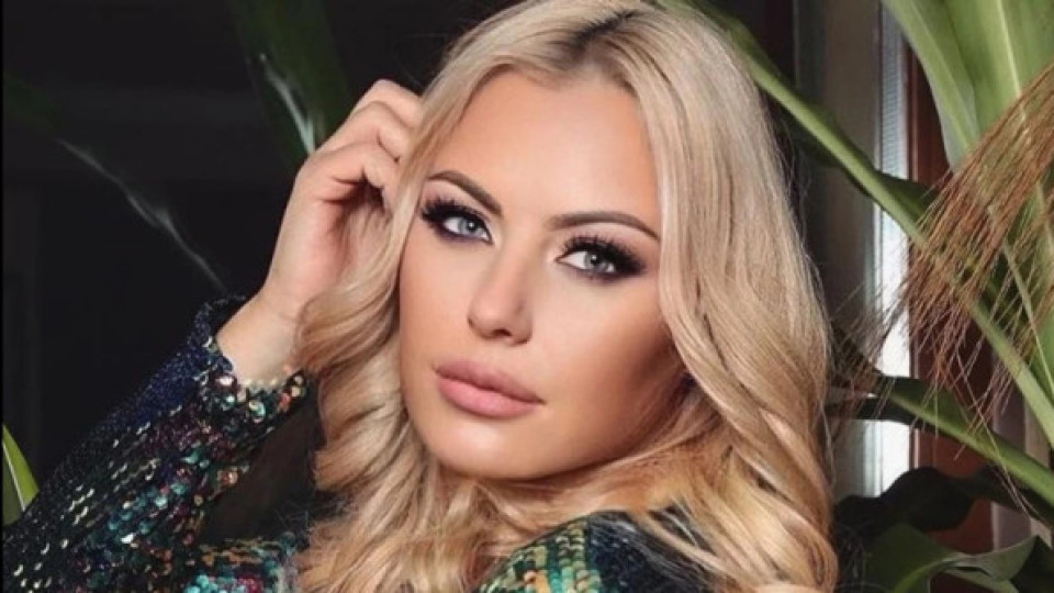 Вижте колко е пораснал сина на Камелия! Истински сладур, прилича на мама по… (Снимки)