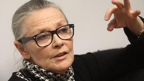 Цветана Манева на 80: Ако животът ни не е такъв, какъвто непрекъснато очакваме да бъде, вероятно трябва по-често да се питаме какво правим точно с това обичане, с тази любов