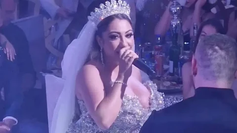 Скандал: Защо шаферките изоставиха Роксана на сватбата?