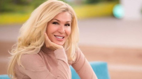 Щастлива баба: Дъщерята на Гала роди момиченце