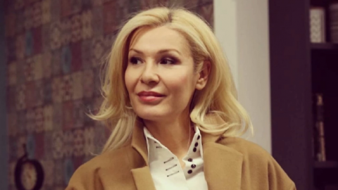 Фатална баба: Гала се появи неадекватна в ефир