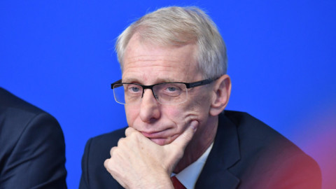 Николай Денков търси акъл от син на БКП деец