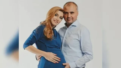 Евгени Димитров и Виктория Готева посрещнаха син