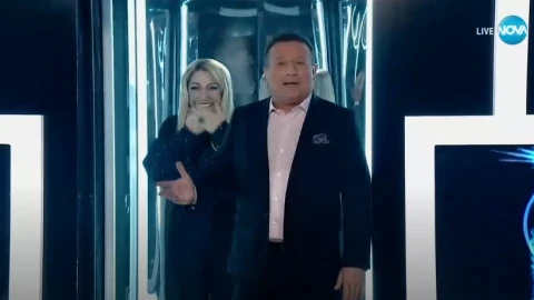 В „Като две капки вода“ : Роксана налази Рачков