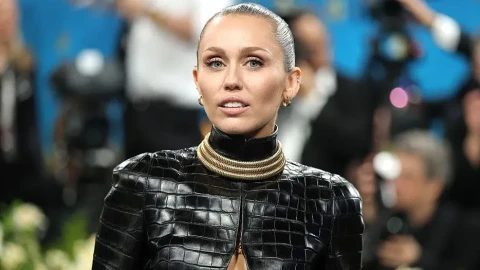 Ужас! Майката на Майли Сайсър я подложила на истински кошмар