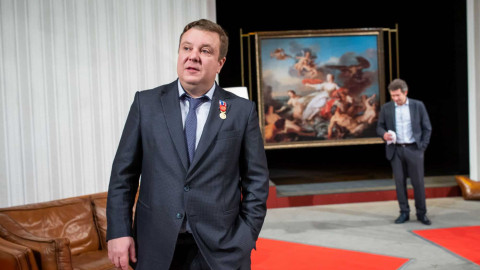 Звездата от „Комиците“, „Столичани в повече“ и Народния театър Васил Драганов навръх 50-годишния си юбилей: Нямам си жена, но се надявам да открия някоя свободна леличка